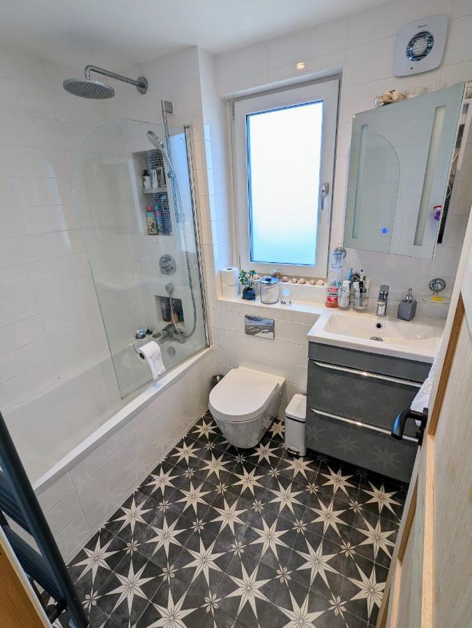 Cosy Guest Room In A Family Home With Free Parking Edinburgh Dış mekan fotoğraf